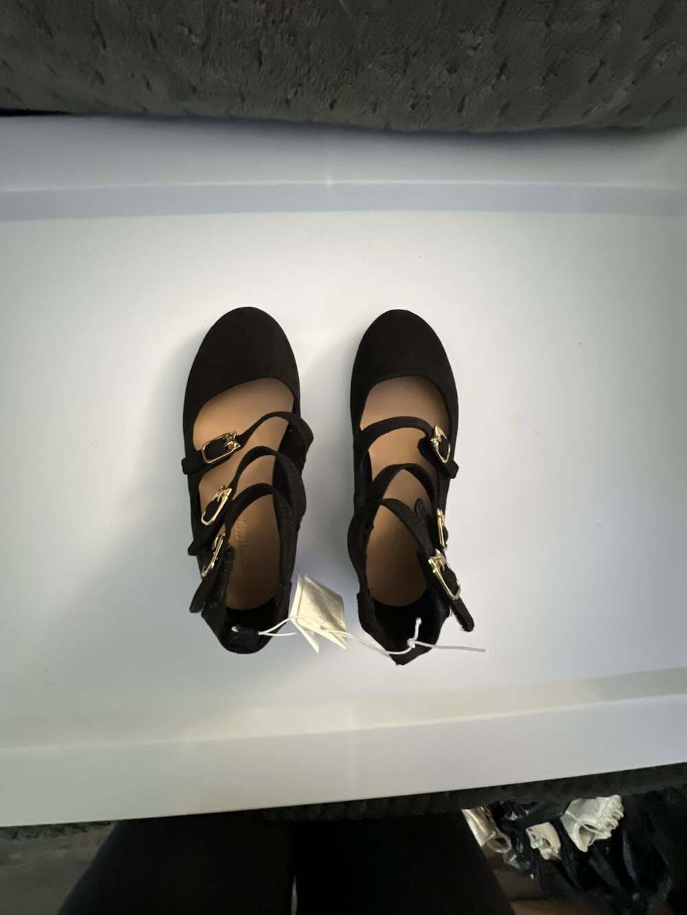 Old Navy Faux Suede Multi-Strap Buckle Flats
Size 10